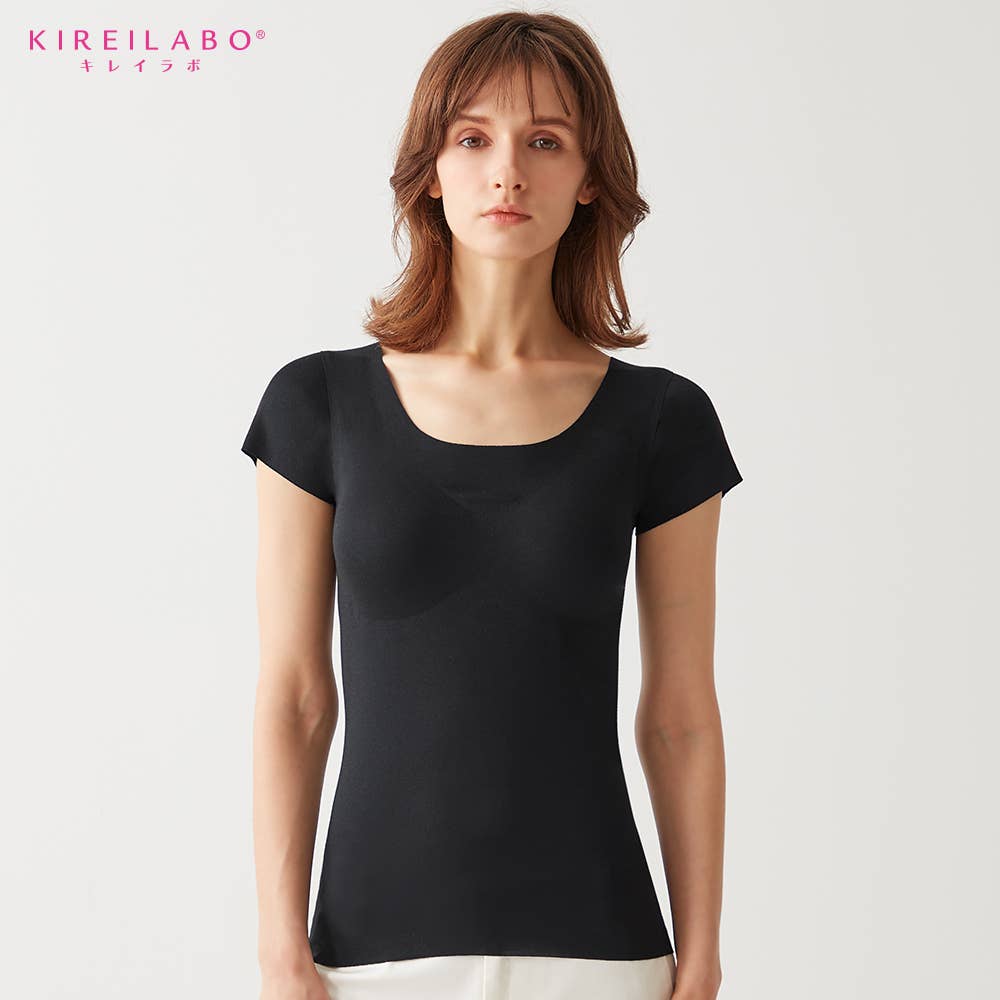 【完全無縫製COOL(ひんやり軽のび綿混)】カップ付き2分袖インナー